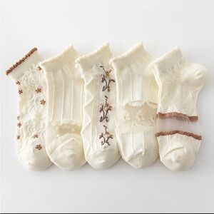 Women’s Floral Lace White Socks 5 Pairs